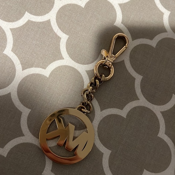 Michael Kors keychain bundle plus poof keychain - Picture 5 of 10